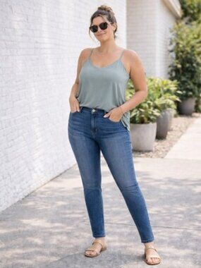 Torrid Bombshell Skinny Jeans | Premium Stretch | Size 14 Short